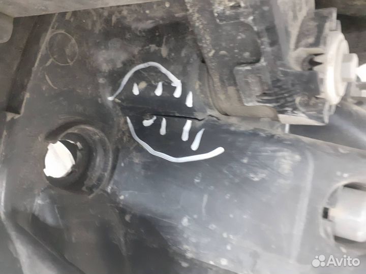 Фара правая SsangYong Actyon New