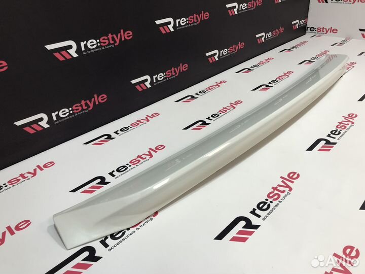 Спойлер Под стекло Cruiser 200 08-15г Белый