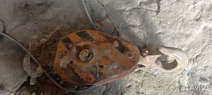 Тельфер болгарский бу 1тонна