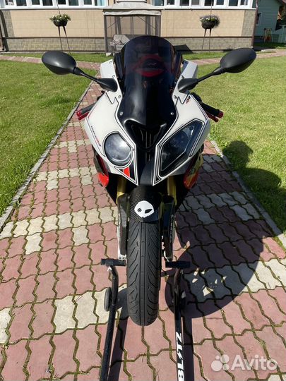 BMW S1000RR