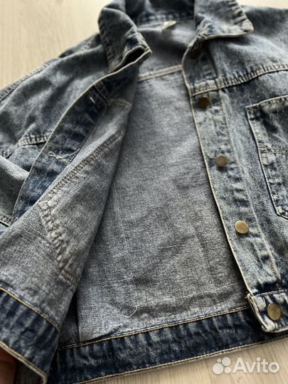 Джинсовая куртка оверсайз укороченная