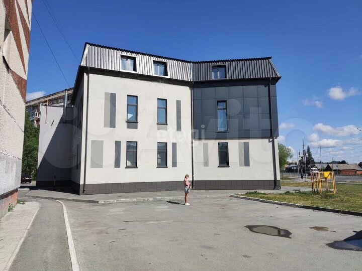 Сдам офисное помещение, 181.6 м²