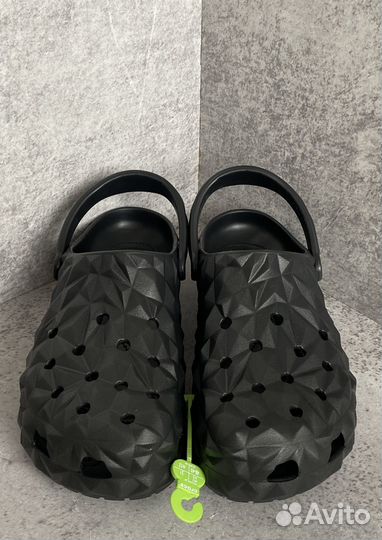 Сабо Crocs Classic Geometric