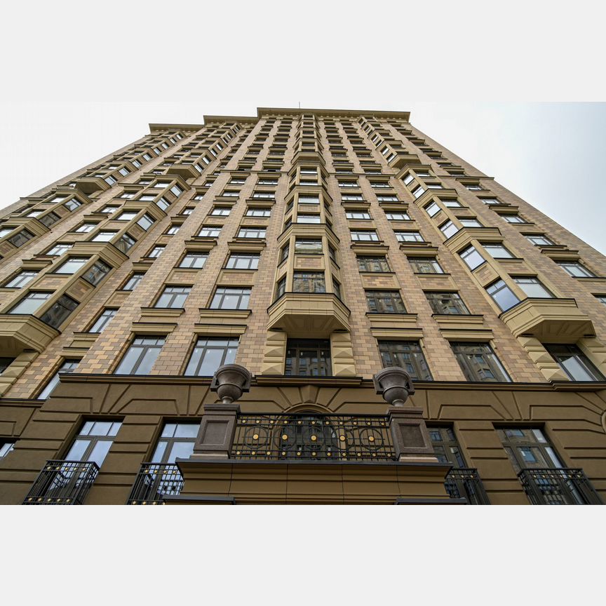 2-к. квартира, 75 м², 3/24 эт.