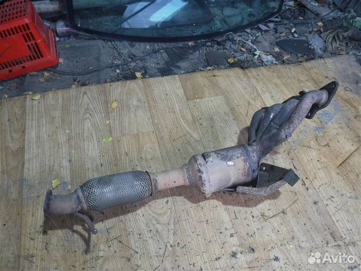 Коллектор выпускной Ford Focus II 2008-2011