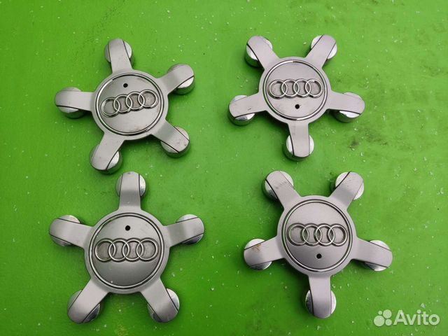 Колпак легкосплавного диска на Audi 8U