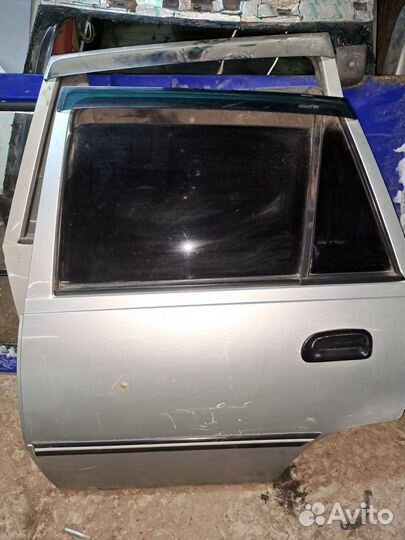 Задняя левая дверь на daewoo nexia