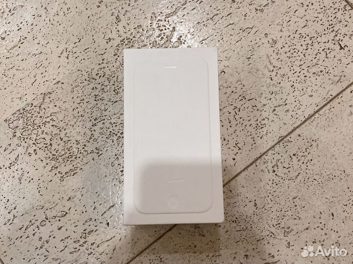 Коробка от iPhone 6