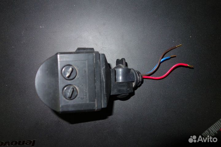 Датчик движения инфракрасный