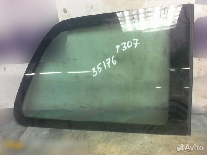 Стекло кузовное глухое правое Peugeot 307 2001-200