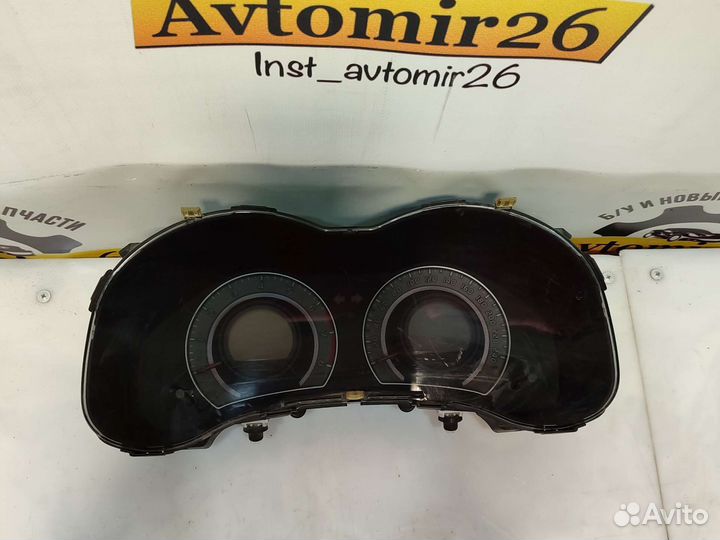 Панель приборов Toyota Corolla e150