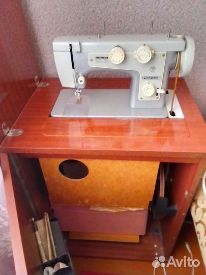 Швейная машина подольск 142