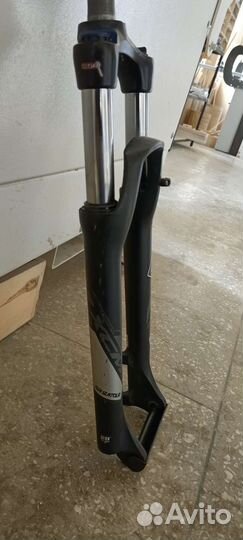 Вилка suntour xcm для велосипеда 29