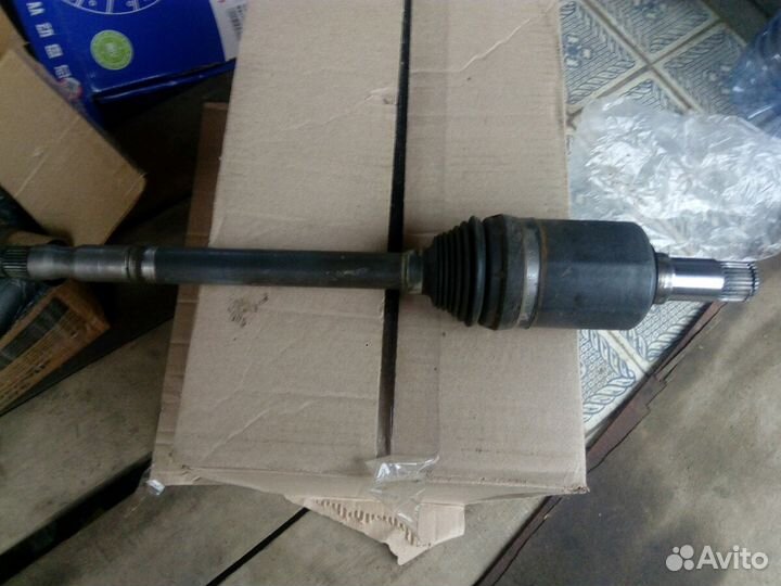 Привод Mercedes-benz B180, левый передний