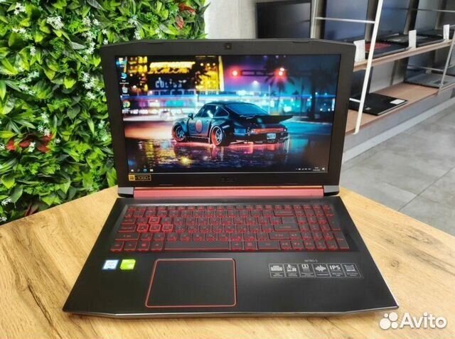 Игровой Acer Nitro 5 i5-8250/8Gb/256GB SSD/MX150