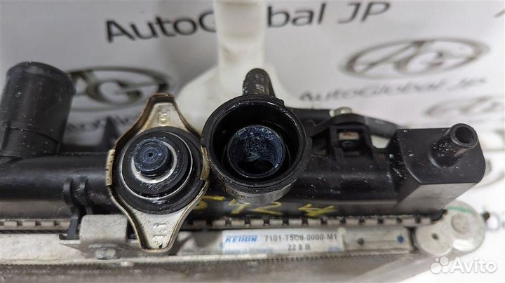 Радиатор основной Honda Fit