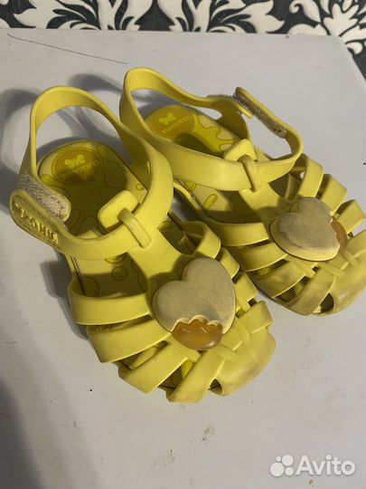 Босоножки для девочки