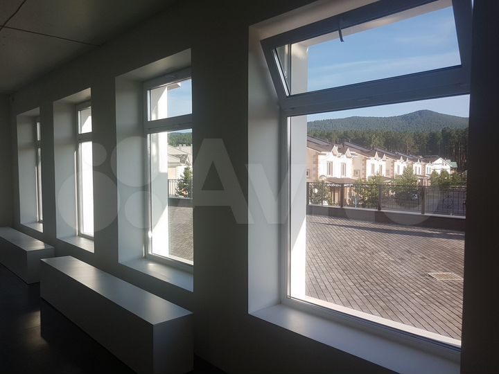 Помещение свободного назначения, 216.6 м²