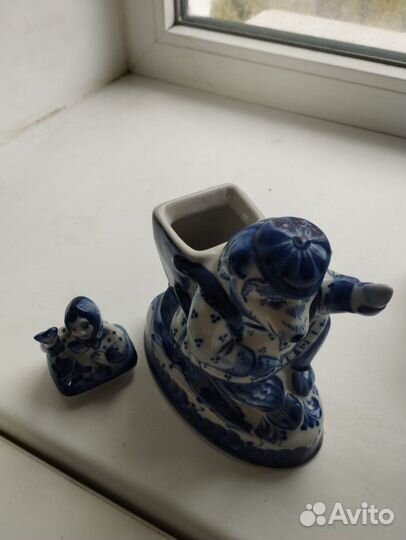 Фарфоровые статуэтки