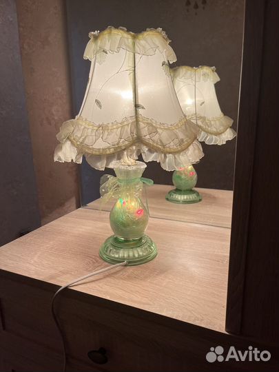 Лампа настольная