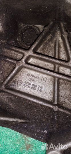 Крышка ремня грм Renault Logan 2005