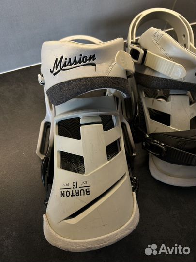 Крепления для сноуборда Burton Mission EST L