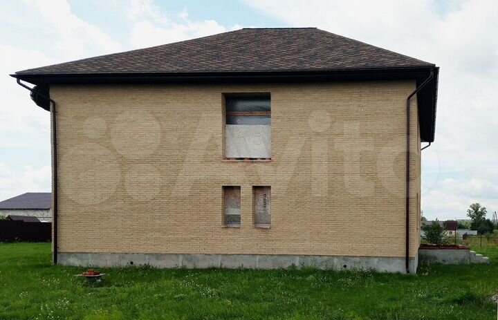 Дом 240 м² на участке 15 сот.