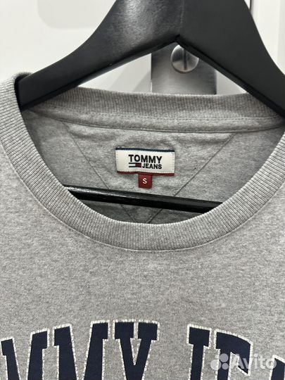 Футболка tommy jeans