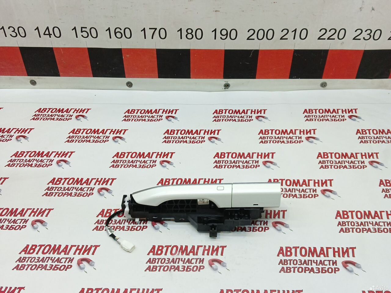 Ручка передняя левая Voyah Dream