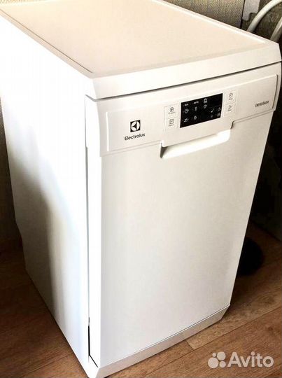 Посудомоечная машина Electrolux 45 Отдельностоящая