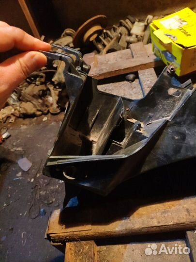 Yamaha xj6 diversion крыло заднее