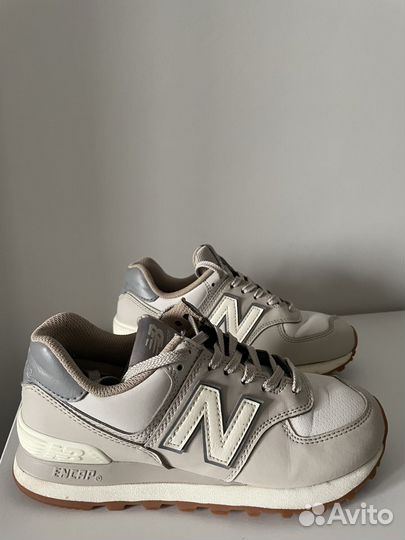 Кроссовки New Balance 574 женские 36 EU