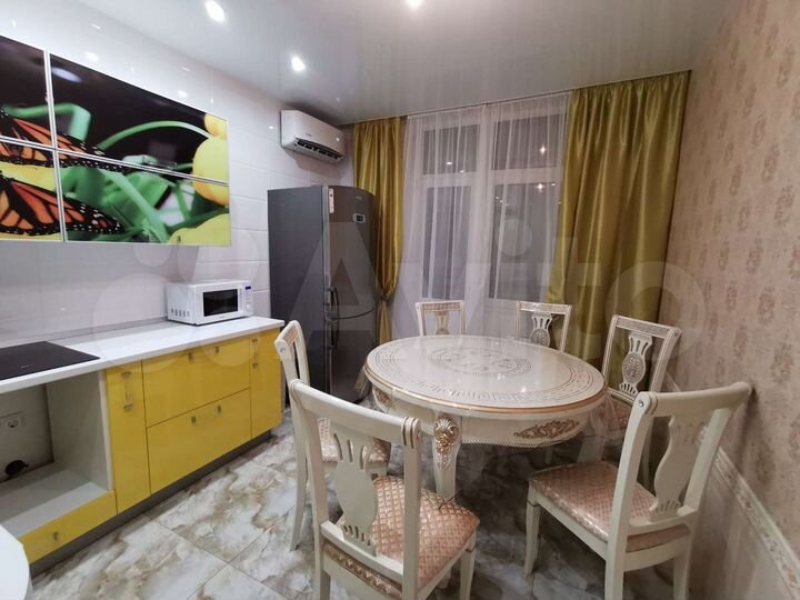 2-к. квартира, 74 м², 6/14 эт.