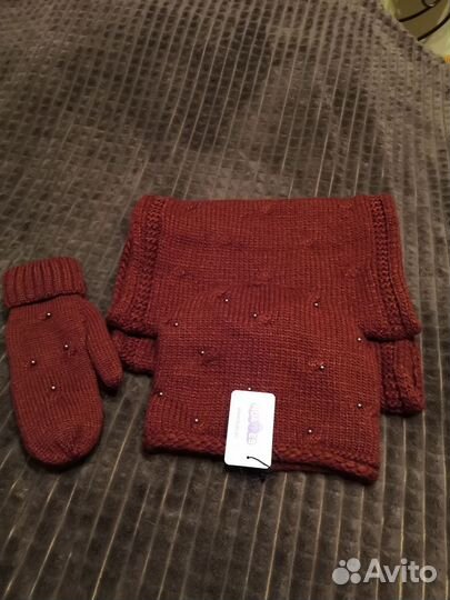 Шапка зимняя женская, снуд и варежки