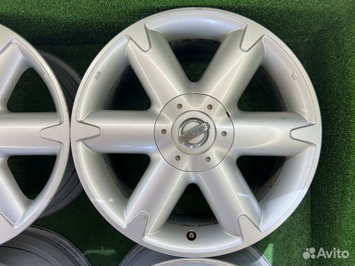 R18 Nissan оригинал 5x114.3 7.5J ET+40 цо66,1мм