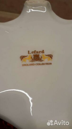 Вазы производства Англии и Гжель