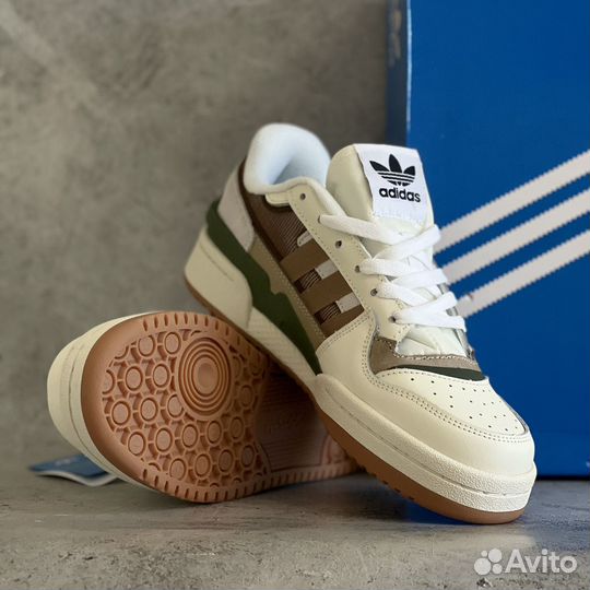 Кроссовки женские Adidas Forum Low