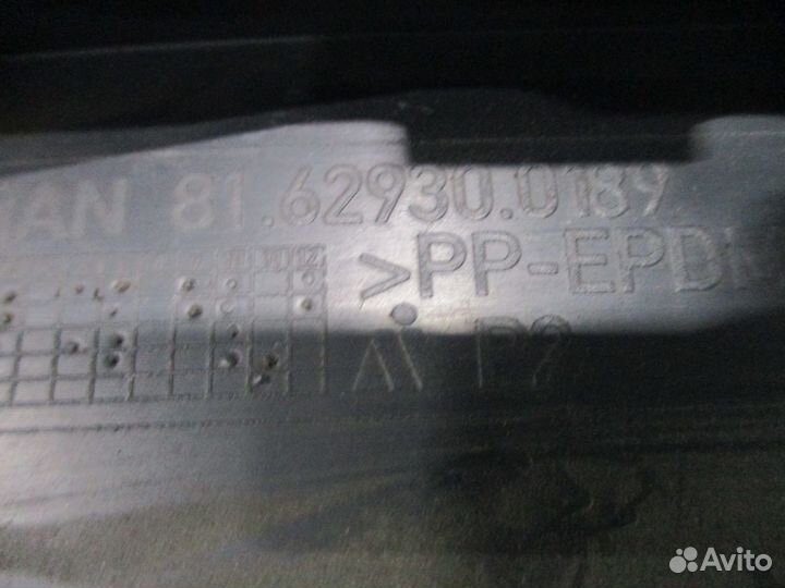 Накладка стойки внутренняя левая MAN 81629300189