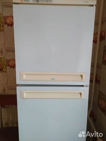Холодильник бу Стинол 110