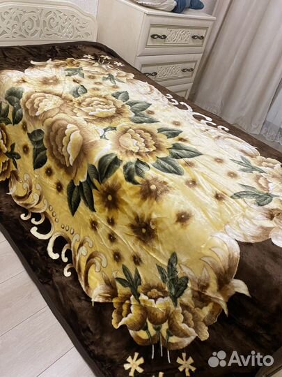 Покрывало / плед теплый