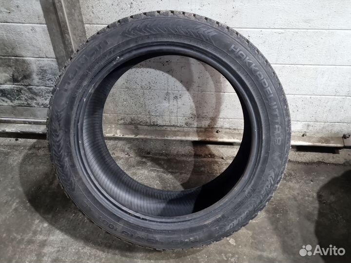 Nokian Tyres Hakkapeliitta 8 245/45 R18 100T