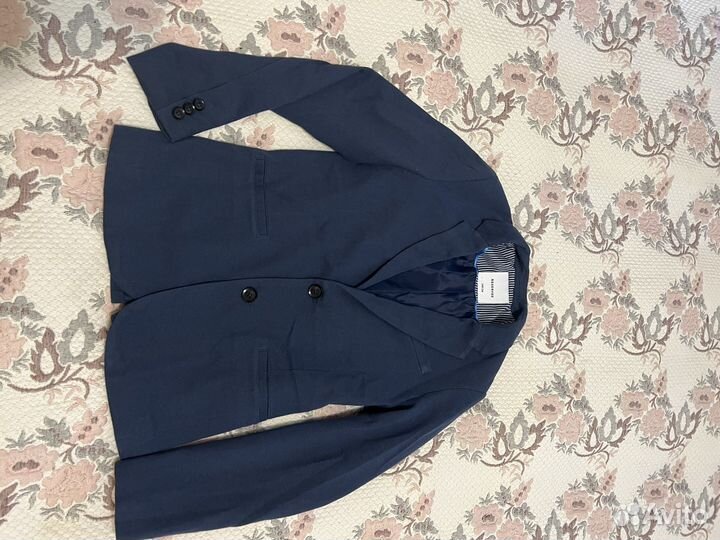 Пиджак на мальчика 146