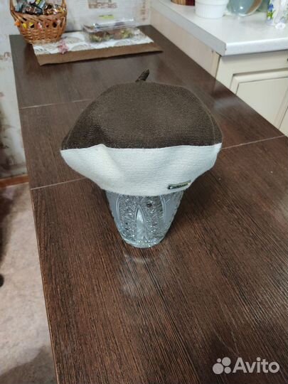 Берет женский