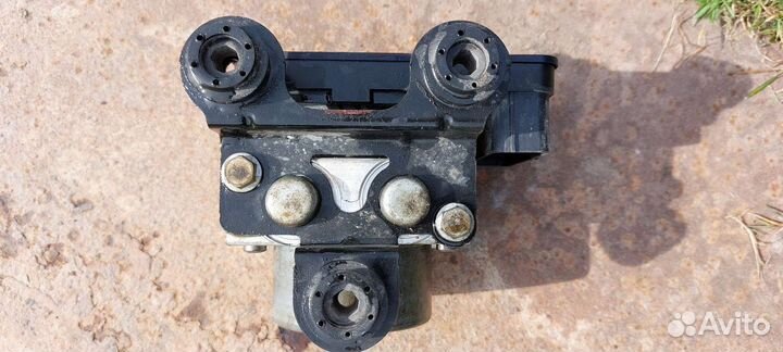 Блок ABS Skoda Rapid 1.2л CGP