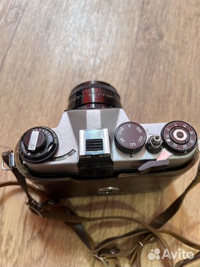 Плёночный фотоаппарат Зенит ET