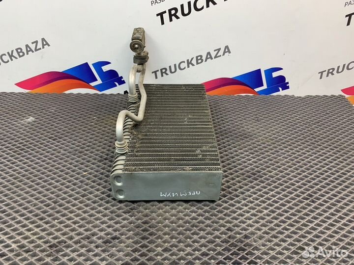 Радиатор кондиционера Renault Premium