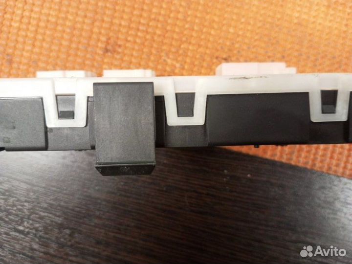 Блок управления крышкой багажника Bmw 520Dx G30