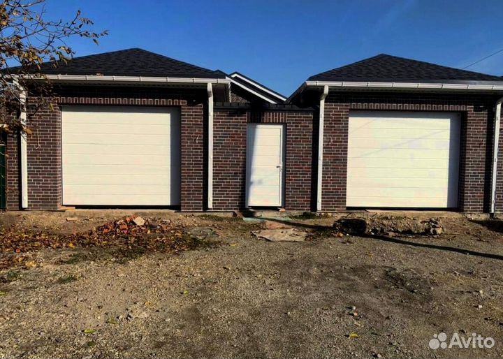 Секционные ворота