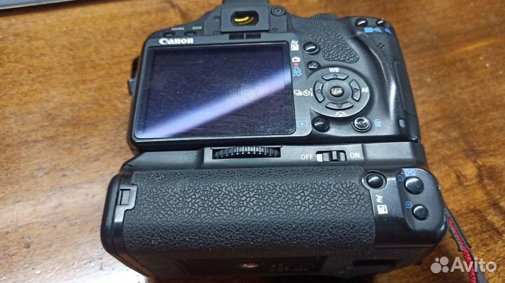 Зеркальный фотоаппарат Canon 500d, тушка с кофром