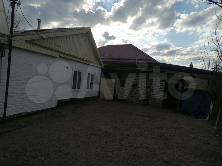 Дом 33,9 м² на участке 20 сот.